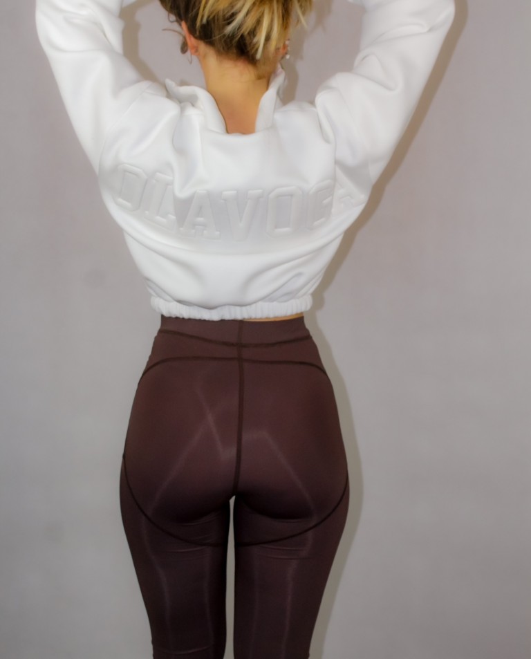 O la Voga Demi, gumis derekú pulcsi