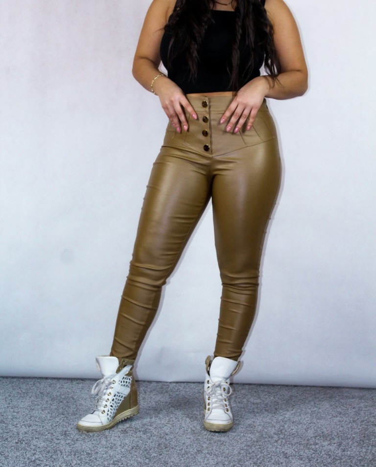 By Me barna bőrhatású nadrág